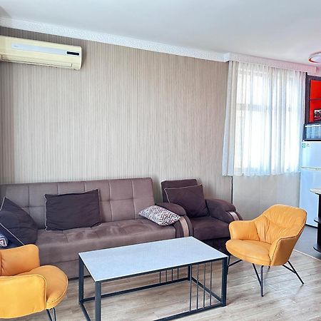 Apartament On Rustaveli Batumi Kültér fotó