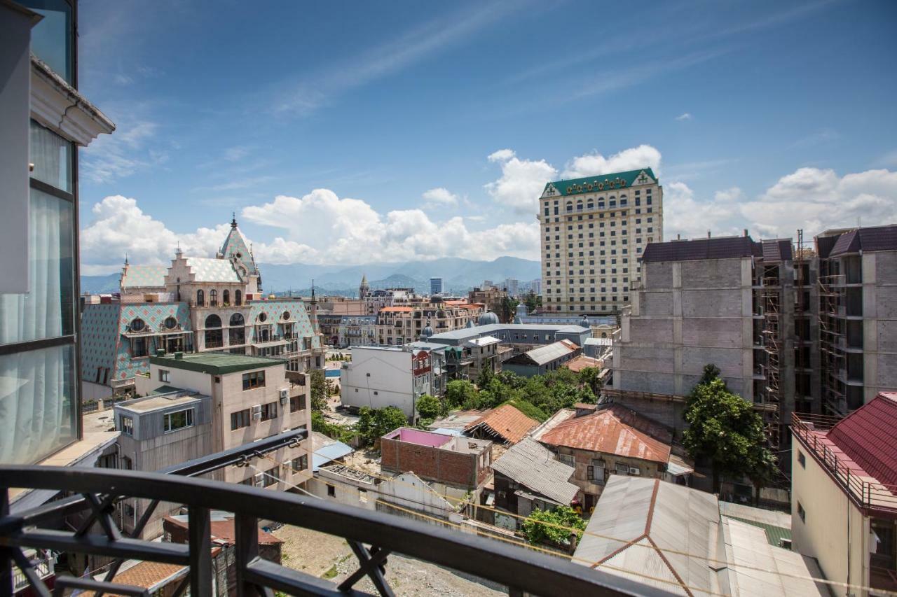 Apartament On Rustaveli Batumi Kültér fotó