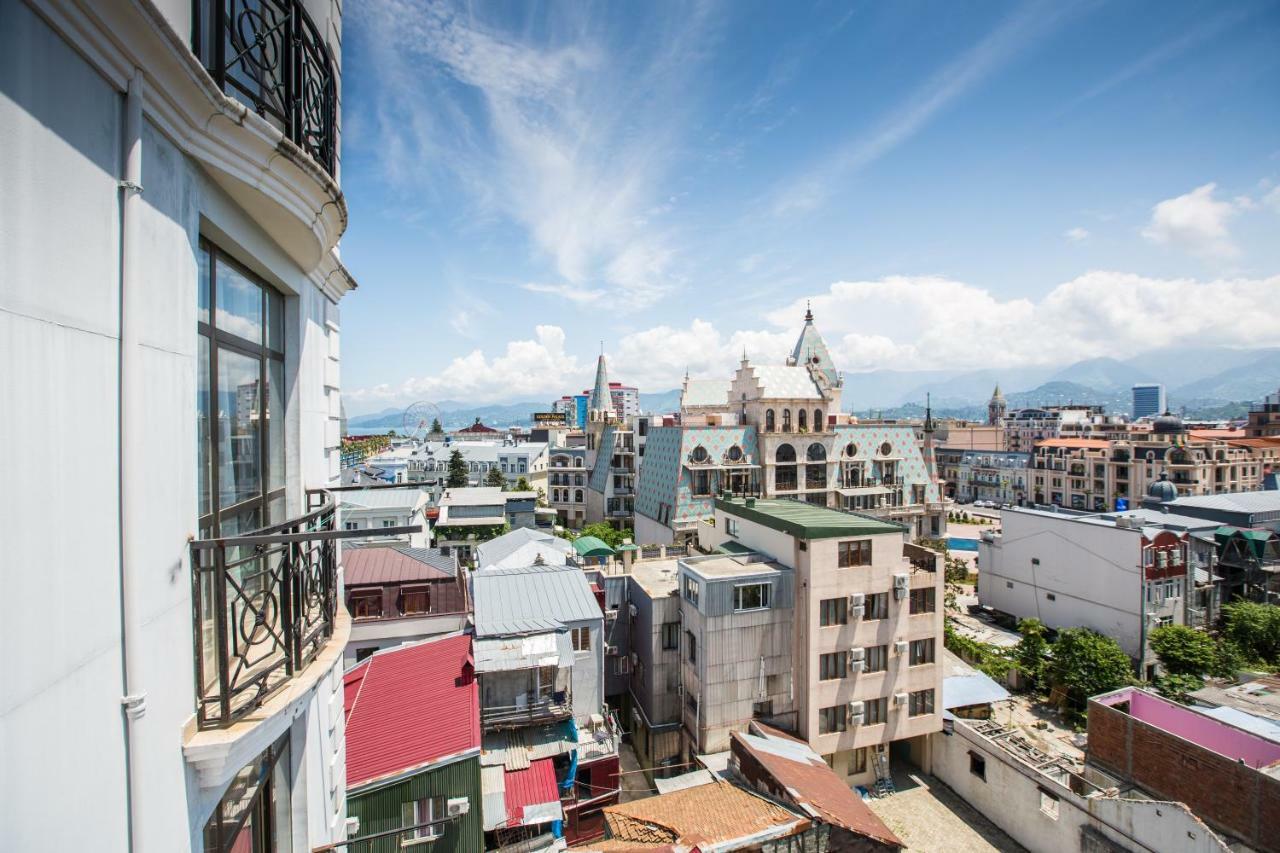 Apartament On Rustaveli Batumi Kültér fotó