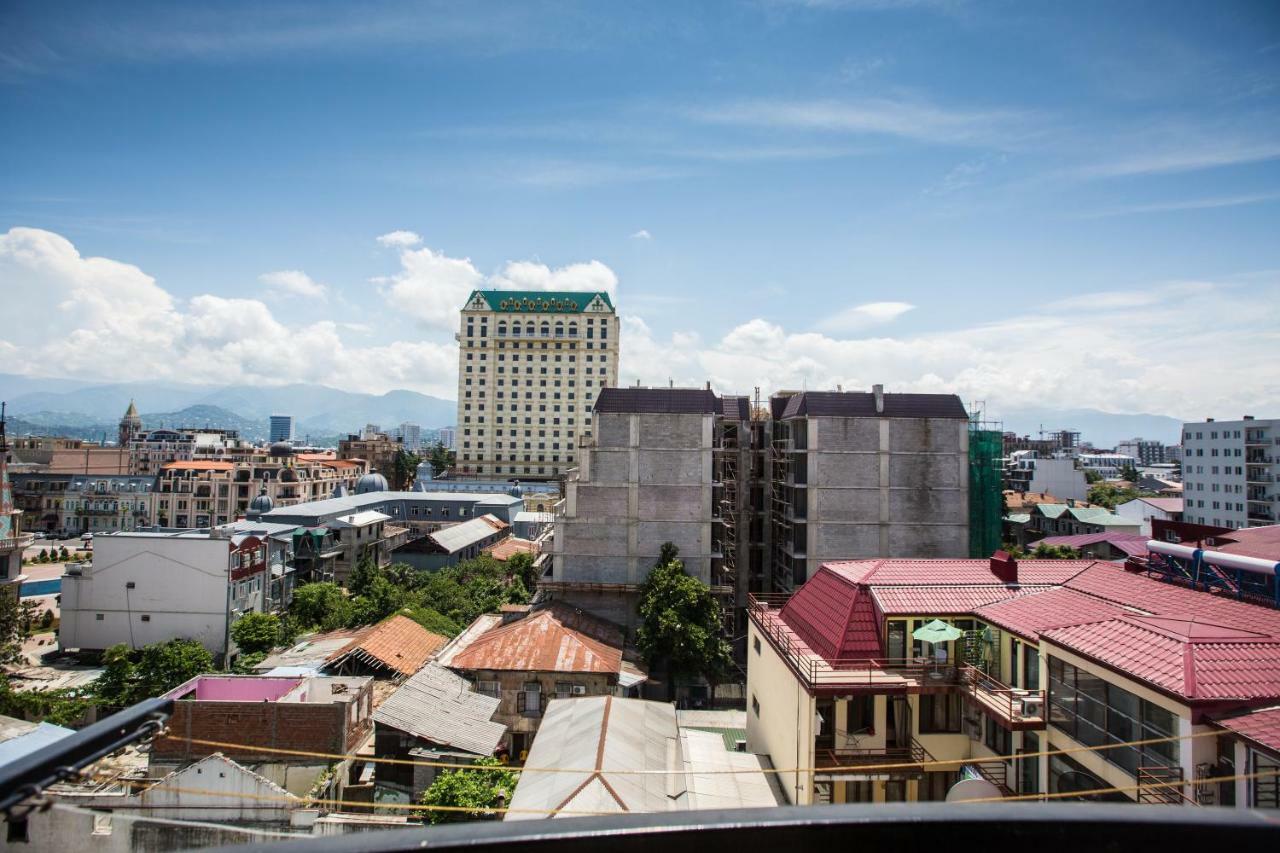 Apartament On Rustaveli Batumi Kültér fotó